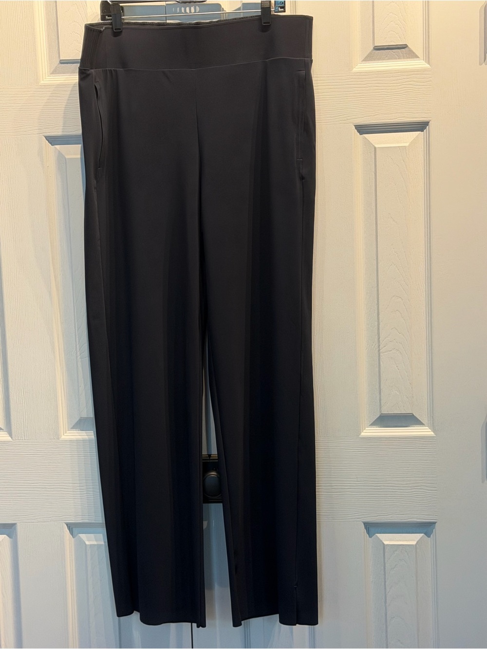 NWOT Athleta Cosmic High Waisted Wide-Leg Pant in Black - Picture 7 of 10